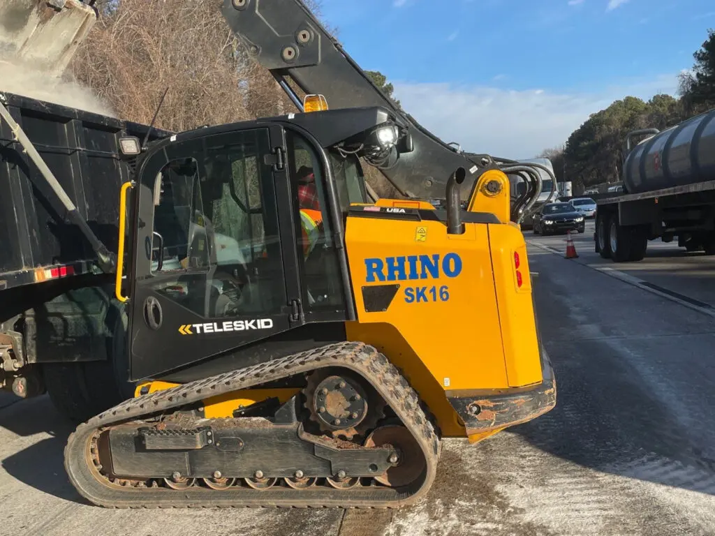 Hydraulic Fluid Skid Steer Response